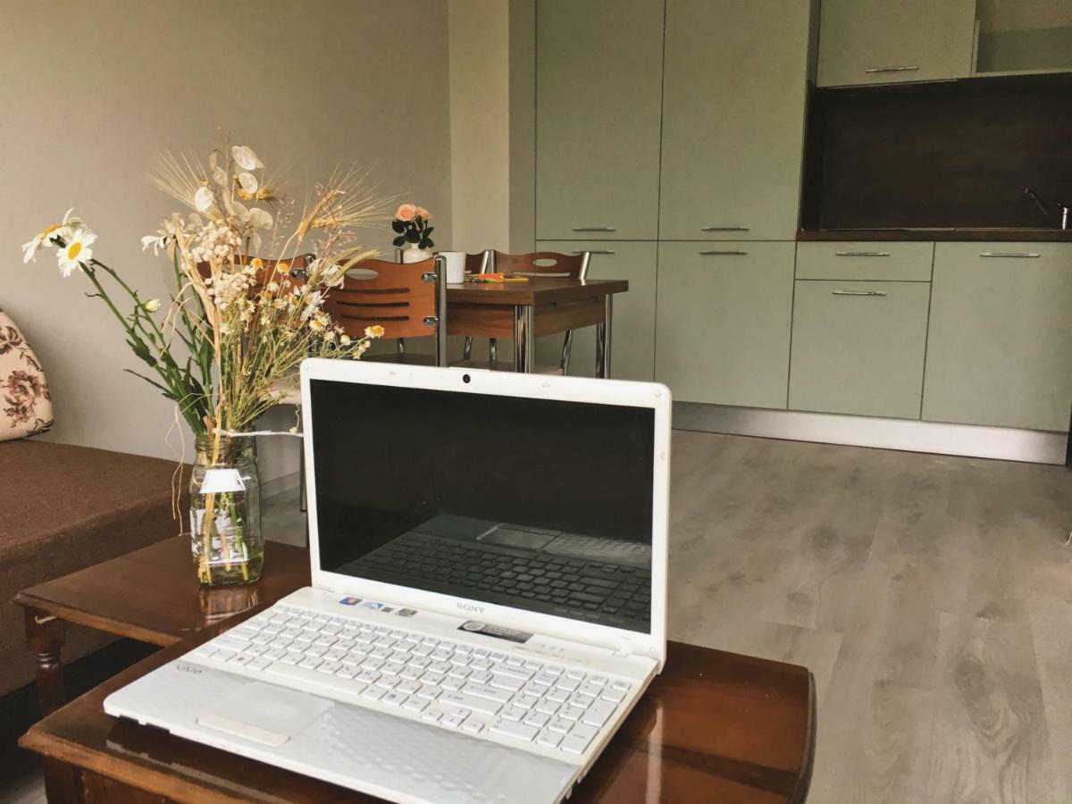 Azzurro Apartment - Ideal For Your Seaside Escape In بورغاس المظهر الخارجي الصورة